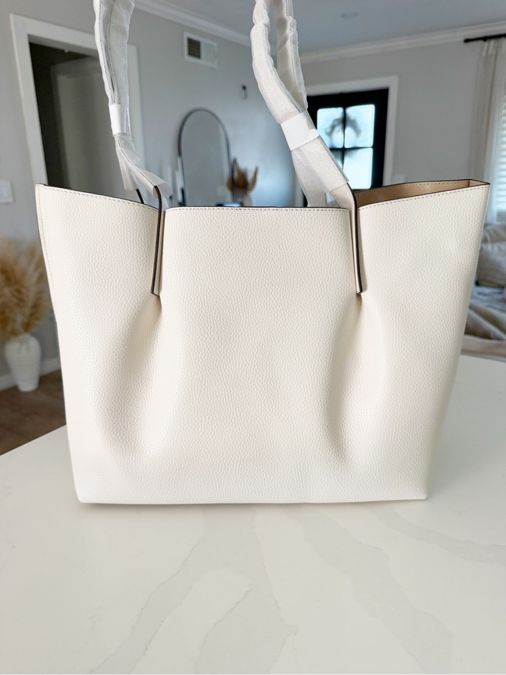 Michael Kors Emilia Large Pebbled Leather Tote in Light Cream MSRP $558 NWT - Picture 4 of 8
